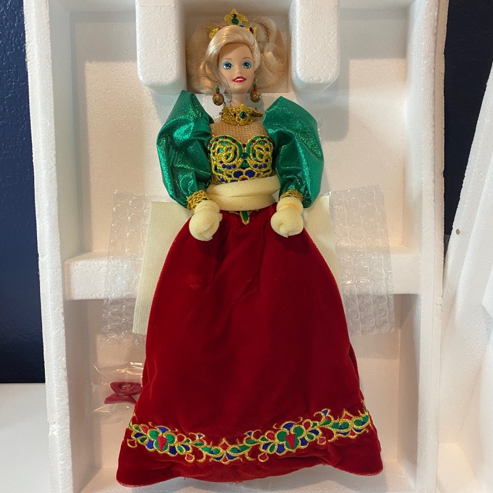 BARBIE Porcelain Holiday Jewel Collection 1995 VINTAGE